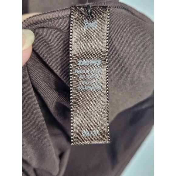 Skims Essential bodysuit Nwot - Picture 6 of 10